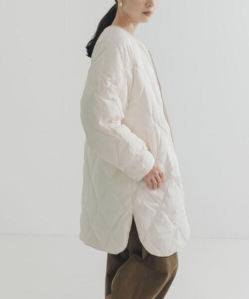 URBAN RESEARCH（アーバンリサーチ）の「『Sサイズ/WEB限定』コクーンキルティングロングダウン（ダウンジャケット/コート・レディース・ブラック/オフホワイト/ブラウン・SMALL/FREE）」の13枚目の写真