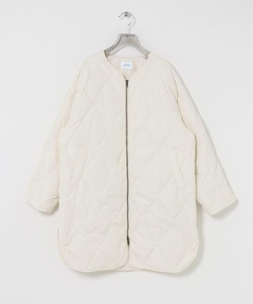 URBAN RESEARCH（アーバンリサーチ）の「『Sサイズ/WEB限定』コクーンキルティングロングダウン（ダウンジャケット/コート・レディース・ブラック/オフホワイト/ブラウン・SMALL/FREE）」の17枚目の写真