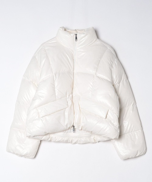 FILA(フィラ)の「Milano Short Down(ダウンジャケット/コート・レディース・ブラック/クリーム・L/M/S)」の6枚目の写真