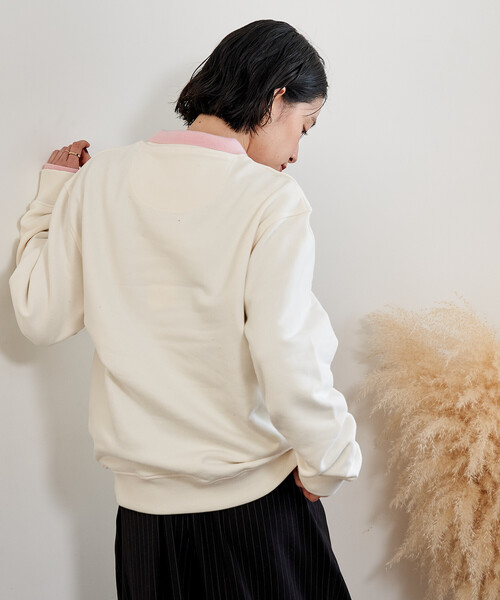 FREAK'S STORE(フリークスストア)の「Barbour × FREAK'S STORE/バブアー 別注 ALLEN BY CREW NECK SWEAT SHIRT/別注 ロゴスウェット(スウェット・レディース・グレー/ブラック/ホワイト・SMALL/MEDIUM)」の14枚目の写真