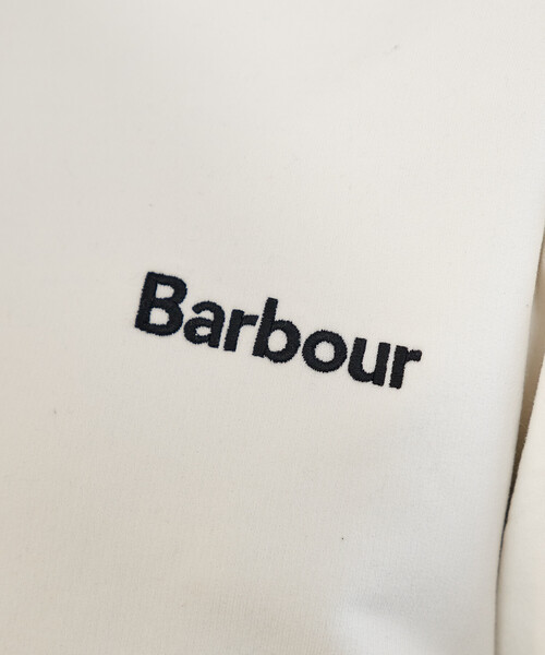FREAK'S STORE(フリークスストア)の「Barbour × FREAK'S STORE/バブアー 別注 ALLEN BY CREW NECK SWEAT SHIRT/別注 ロゴスウェット(スウェット・レディース・グレー/ブラック/ホワイト・SMALL/MEDIUM)」の18枚目の写真