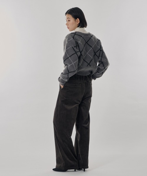 Perushu(ペルーシュ)の「センタープレスタックストレートコーデュロイワイドパンツ(その他パンツ・レディース・ブラウン/アイボリー/チャコールグレー・SMALL/MEDIUM)」の7枚目の写真