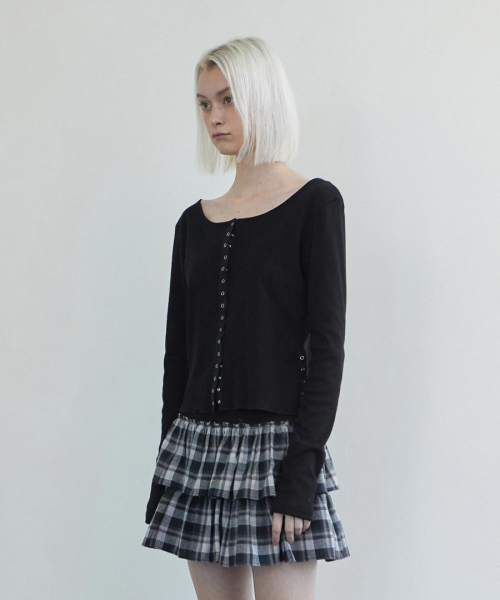 RENSE(レンセ)の「Line Snap Long Sleeve Black(Tシャツ/カットソー・レディース・その他・FREE)」の3枚目の写真
