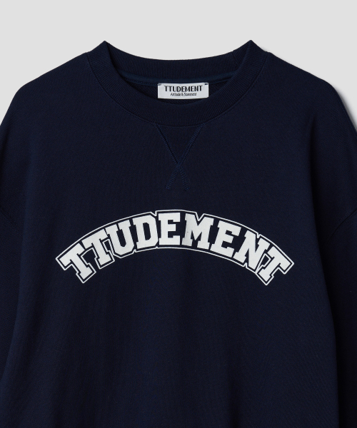 TTUDEMENT（トュードメント）の「ESSENTIAL LOGO SWEATSHIRT_NAVY（スウェット・レディース・その他・FREE）」の4枚目の写真