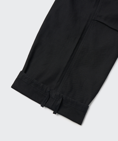 MUSINSA STANDARD（ムシンサスタンダード）の「バックサテンパラシュートカーゴパンツ[ブラック]（その他パンツ・メンズ・その他・40/31/33/26/27/28/29/38/42/36/34/32/30）」の8枚目の写真
