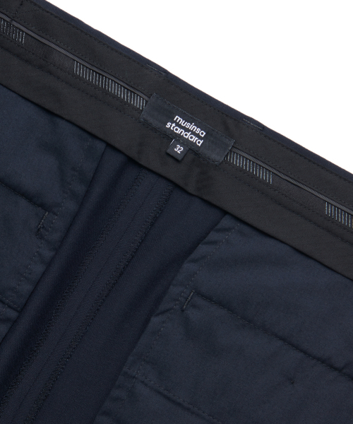 MUSINSA STANDARD（ムシンサスタンダード）の「スキニー隠しバンディングクロップドスラックス[ネイビー]（スラックス・メンズ・その他・26/27/28/29）」の7枚目の写真