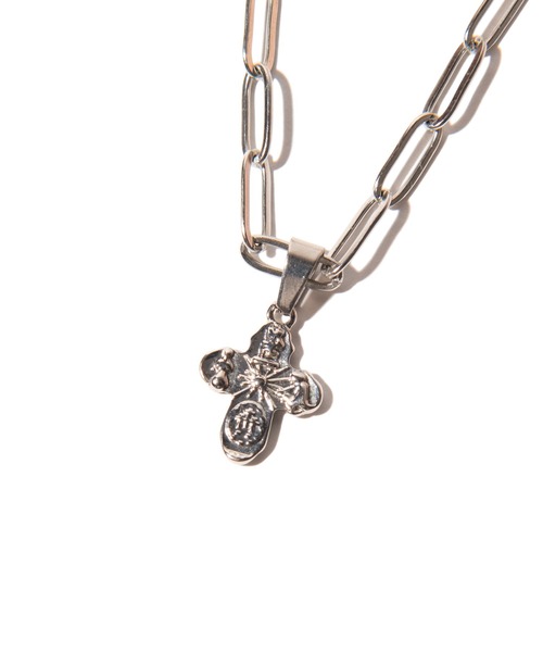 glamb(グラム)の「Asymmetry Pearl Necklace / アシンメトリーパールネックレス(ネックレス・メンズ・シルバー・FREE)」の3枚目の写真