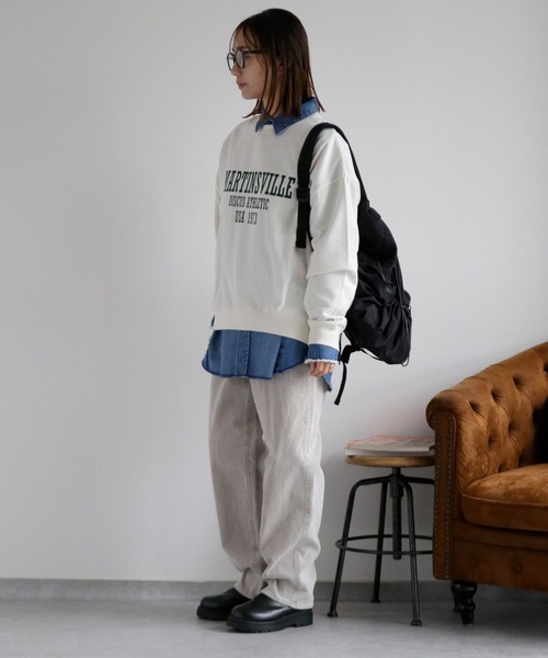 DISCUS ATHLETIC（ディスカス　アスレチック）の「〈ドラマ着用商品〉【DISCUS ATHLETIC】裏起毛カレッジロゴスウェット（スウェット・レディース・スミクロ/オートミール/サックスブルー/オフホワイト/レッド/グリーン・FREE）」の10枚目の写真