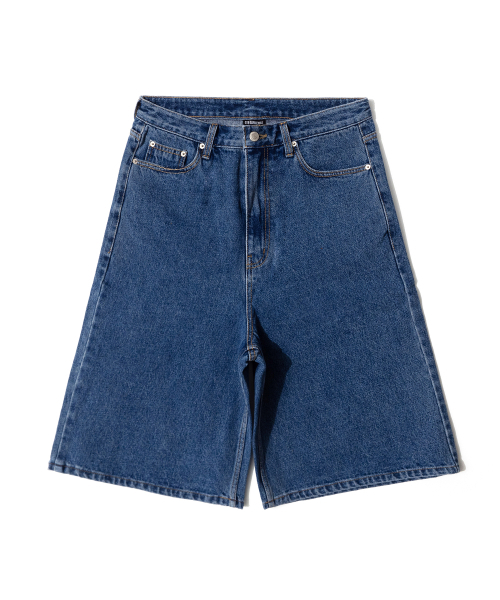 QT8 GARMENTS(キューティーエイトガーメント)の「LB Denim Wide Bermuda Shorts (Deep Blue)(その他パンツ・レディース・その他・MEDIUM/LARGE/X-LARGE)」の2枚目の写真