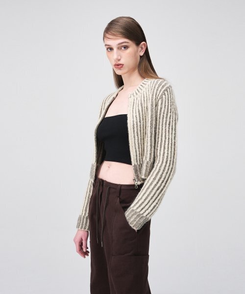 ETMON(エトモン)の「Ribbed Zip-Up Knit Cardigan Cream Beige(カーディガン/ボレロ・レディース・その他・FREE)」の3枚目の写真