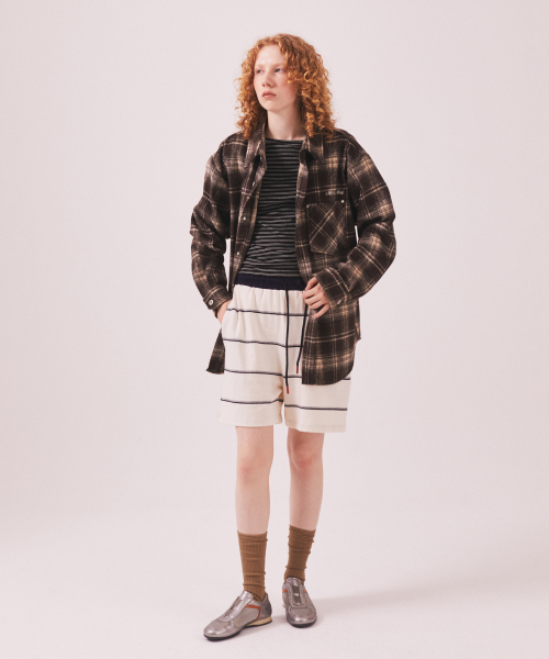 MENASOO(ミナス)の「MNS Classic Check Oversized Shirt Jacket_Brown(その他アウター・レディース・ブラウン・F)」の8枚目の写真
