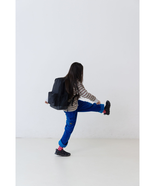 HOWKIDSFUL（ハウキッズフル）の「CLASSIC BACKPACK (KHAKI)（バックパック/リュック・レディース・その他・FREE）」の2枚目の写真
