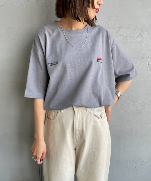 NANGA（ナンガ）の「【WEB先行予約】[NANGA/ナンガ] 別注 ブランドロゴ刺繍 ショートスリーブTシャツ（Tシャツ/カットソー・レディース・チャコール/ブラック/ホワイト・XL/L/M/S）」の14枚目の写真