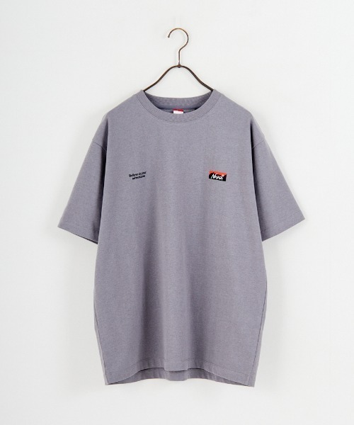 NANGA（ナンガ）の「【WEB先行予約】[NANGA/ナンガ] 別注 ブランドロゴ刺繍 ショートスリーブTシャツ（Tシャツ/カットソー・レディース・チャコール/ブラック/ホワイト・XL/L/M/S）」の5枚目の写真