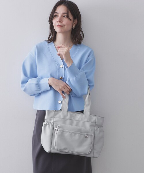 OPAQUE.CLIP（オペークドットクリップ）の「フロントポケット3層デザインBIGトートバッグ【マルチポケット】（トートバッグ・レディース・ベージュ/グレー/ブラック・00）」の19枚目の写真