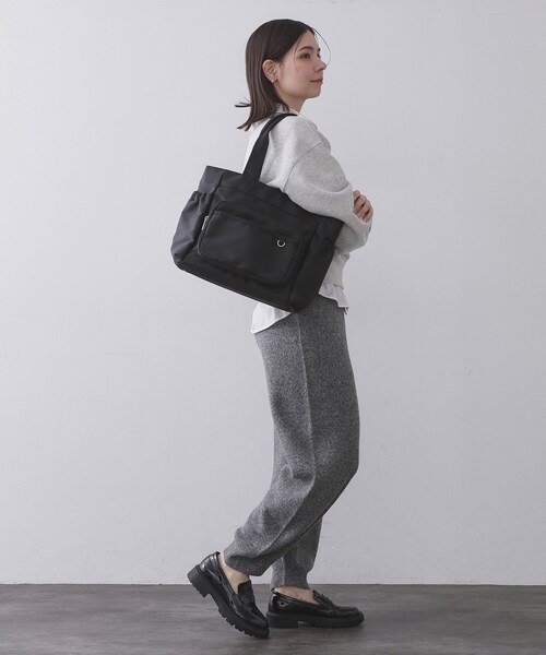 OPAQUE.CLIP（オペークドットクリップ）の「フロントポケット3層デザインBIGトートバッグ【マルチポケット】（トートバッグ・レディース・ベージュ/グレー/ブラック・00）」の22枚目の写真