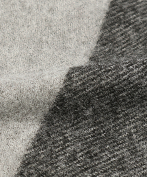 B.C STOCK（ベーセーストック）の「2トーン マフラー（マフラー・メンズ・ブラック/グレー/ネイビー・FREE）」の5枚目の写真