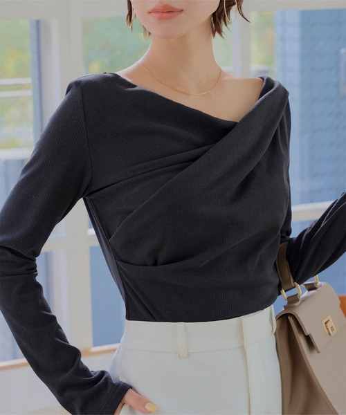 KOBE LETTUCE（コウベレタス）の「[ 裏微起毛 ] ドレープトップス（Tシャツ/カットソー・レディース・ブラック/ブラウン/オフホワイト/チャコール/アイボリー系・M）」の15枚目の写真