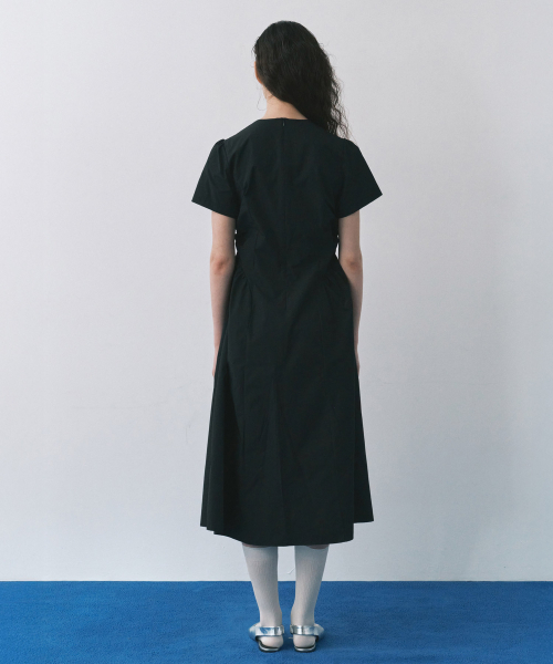 MAIS(マイス)の「MAIS PUFF SLEEVE DRESS / BLACK(ワンピース・レディース・その他・S/M)」の5枚目の写真