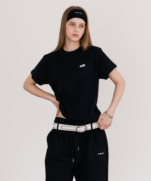 INJIACTIVE(インジアクティブ)の「スモールロゴTシャツ ブラック(Tシャツ/カットソー・レディース・その他・ONE SIZE)」の5枚目の写真