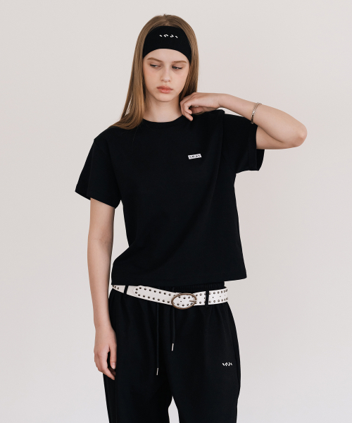 INJIACTIVE(インジアクティブ)の「スモールロゴTシャツ ブラック(Tシャツ/カットソー・レディース・その他・ONE SIZE)」の3枚目の写真