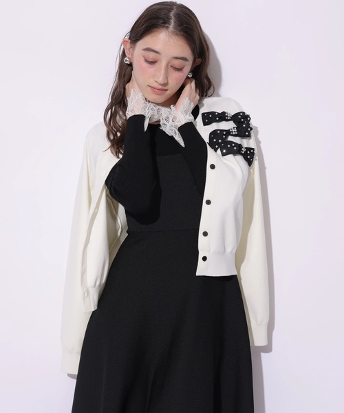 Apuweiser-riche（アプワイザーリッシェ）の「スプリングリボンビジューニットカーディガン（ニット/セーター・レディース・ピンクベージュ/グレー/ホワイト・2）」の17枚目の写真