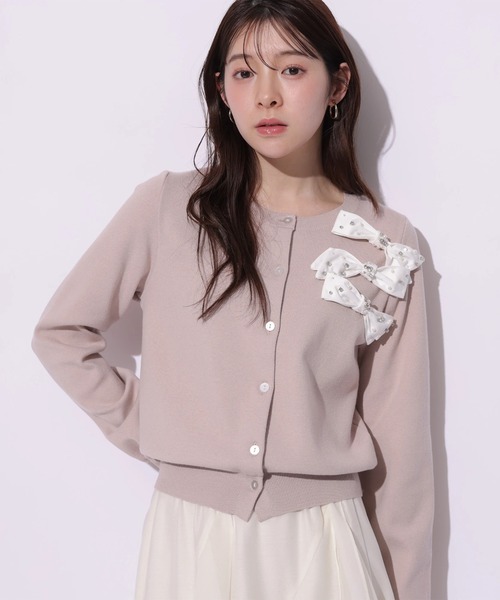 Apuweiser-riche（アプワイザーリッシェ）の「スプリングリボンビジューニットカーディガン（ニット/セーター・レディース・ピンクベージュ/グレー/ホワイト・2）」の21枚目の写真
