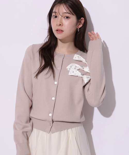 Apuweiser-riche（アプワイザーリッシェ）の「スプリングリボンビジューニットカーディガン（ニット/セーター・レディース・ピンクベージュ/グレー/ホワイト・2）」の22枚目の写真