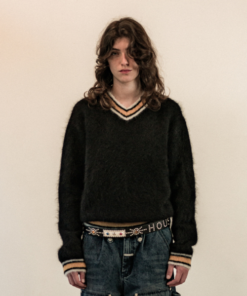 THEVINYLHOUSE(ザバイニルハウス)の「SHAGGY V NECK SWEATER BLACK(ニット/セーター・メンズ・その他・S/M/L)」の3枚目の写真