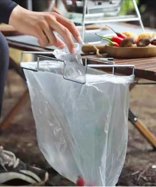 Port（ポート）の「【 Port / ポート 】 吊り下げ式 ゴミ袋ホルダー / アウトドア・キャンプ用 #（アウトドアグッズ・レディース・ブラック/シルバー・FREE）」の4枚目の写真