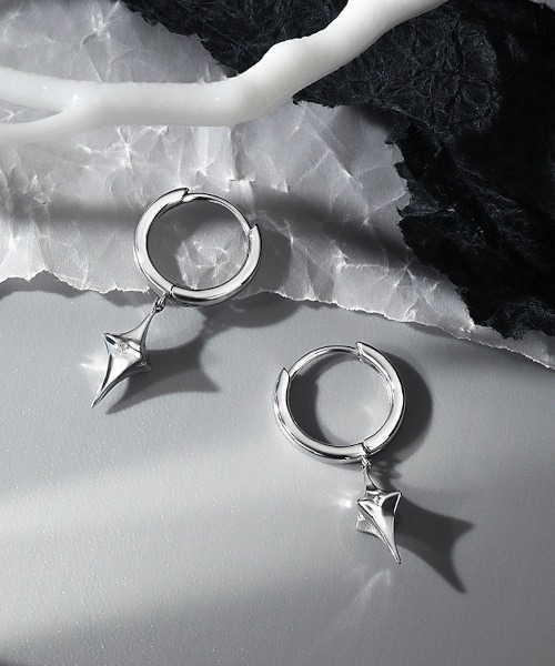 MASHIRO(マシロ)の「【MASHIRO】スターダストモチーフドロップリングペアピアス ユニセックス(MA/EKW135)(ピアス(両耳用)・メンズ・シルバー・FREE)」の5枚目の写真