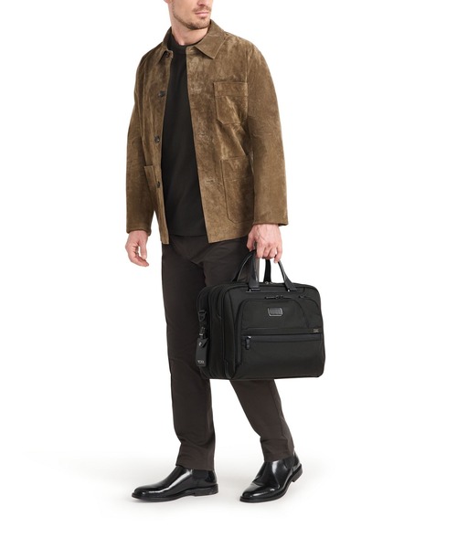 TUMI ALPHA（アルファ） ミディアム・15インチ・エクスパンダブル