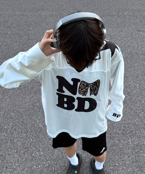 ViViDAY(ビビデー)の「フロントレオパードリボン柄&英字ロゴ ビッグシルエット 透けロンT(Tシャツ/カットソー・レディース・ブラック/ホワイト・M)」の18枚目の写真
