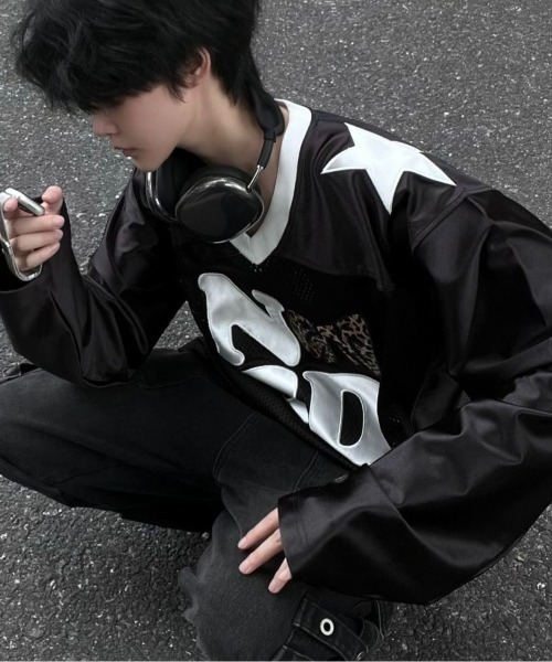 ViViDAY(ビビデー)の「フロントレオパードリボン柄&英字ロゴ ビッグシルエット 透けロンT(Tシャツ/カットソー・レディース・ブラック/ホワイト・M)」の19枚目の写真