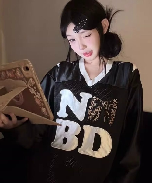 ViViDAY(ビビデー)の「フロントレオパードリボン柄&英字ロゴ ビッグシルエット 透けロンT(Tシャツ/カットソー・レディース・ブラック/ホワイト・M)」の21枚目の写真
