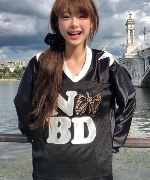 ViViDAY(ビビデー)の「フロントレオパードリボン柄&英字ロゴ ビッグシルエット 透けロンT(Tシャツ/カットソー・レディース・ブラック/ホワイト・M)」の8枚目の写真