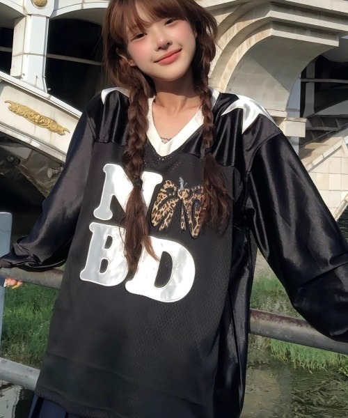 ViViDAY(ビビデー)の「フロントレオパードリボン柄&英字ロゴ ビッグシルエット 透けロンT(Tシャツ/カットソー・レディース・ブラック/ホワイト・M)」の10枚目の写真