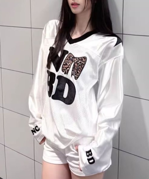 ViViDAY(ビビデー)の「フロントレオパードリボン柄&英字ロゴ ビッグシルエット 透けロンT(Tシャツ/カットソー・レディース・ブラック/ホワイト・M)」の22枚目の写真