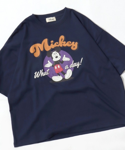 Disney(ディズニー)の「Disney(ディズニー)キャラクターTシャツ/ワイドシルエット半袖 プリントT 36色展開 レディース(Tシャツ/カットソー・レディース・イエロー系3/ブラック系2/ホワイト系3/ブルー系4/ブルー系2/ネイビー系2/グリーン系3/ブラック系4/ブルー系3/ネイビー系1/グリーン系2/レッド/ベージュ系2/グレー系1/ブラック系3/ホワイト系4/グレー系3/グレー系2/イエロー系2/オレンジ系3/オレンジ系2/ピンク系3/ピンク系2/イエロー系1/グリーン系5/グリーン系4/ラベンダー/パープル/ホワイト系2/グリーン系1/パープル系その他/ブラック系1/ホワイト系1/ベージュ系1/オレンジ系1/ブルー系1・L/M)」の20枚目の写真