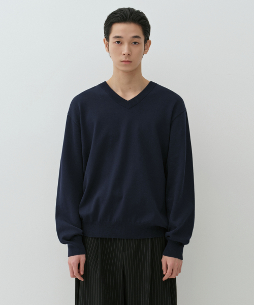 MUSINSA STANDARD（ムシンサスタンダード）の「ウォッシャブルスーピマコットンVネックニット[ネイビー]（ニット/セーター・メンズ・その他・SMALL/MEDIUM/LARGE/X-LARGE/2XL）」の3枚目の写真