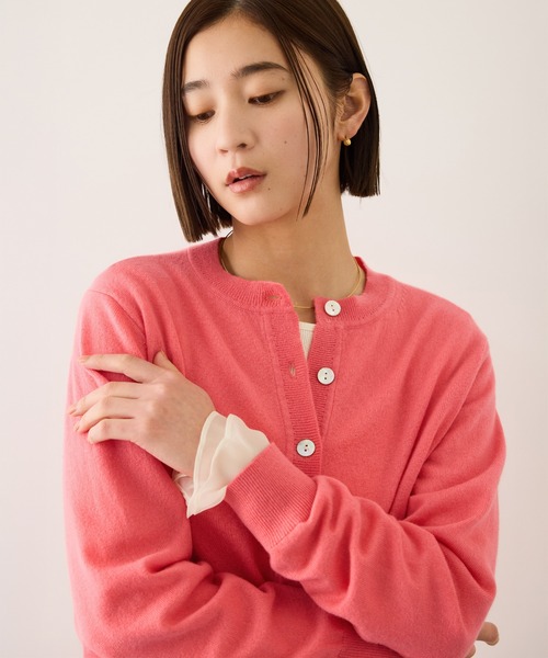 ROPE'(ロペ)の「ウールカシミヤニットカーディガン(カーディガン/ボレロ・レディース・オフホワイト/ライトグレー/ピンク系その他2/ベージュ・FREE)」の4枚目の写真