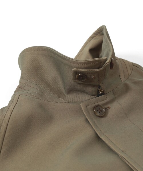 BEAMS PLUS（ビームスプラス）の「Balmacaan Coat T/C Gabardine（その他アウター・メンズ・ベージュ/オリーブ・XL/M/S/L）」の20枚目の写真