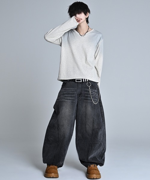 ADRER（アドラー）の「Stretch Rib V-Neck Long Tee / ストレッチ リブ Vネック ロング ティー（Tシャツ/カットソー・メンズ・グレー/ブラック・L/M/S/XS）」の14枚目の写真
