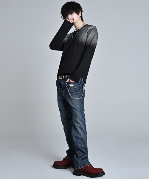 ADRER（アドラー）の「Stretch Rib V-Neck Long Tee / ストレッチ リブ Vネック ロング ティー（Tシャツ/カットソー・メンズ・グレー/ブラック・L/M/S/XS）」の9枚目の写真
