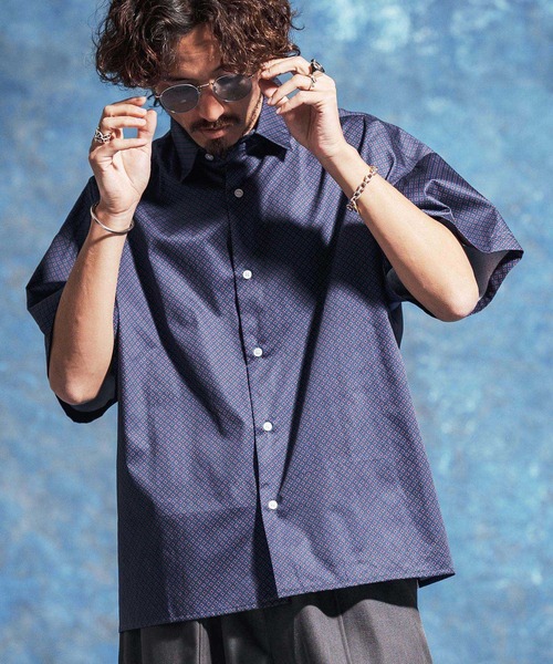 Jih Nunc(ジーヌンク)の「mhs2526-小紋総柄ルーズシルエットシャツ(JIH-R1168)(シャツ/ブラウス・メンズ・レッド/ネイビー/ブラック・S/M/L)」の12枚目の写真