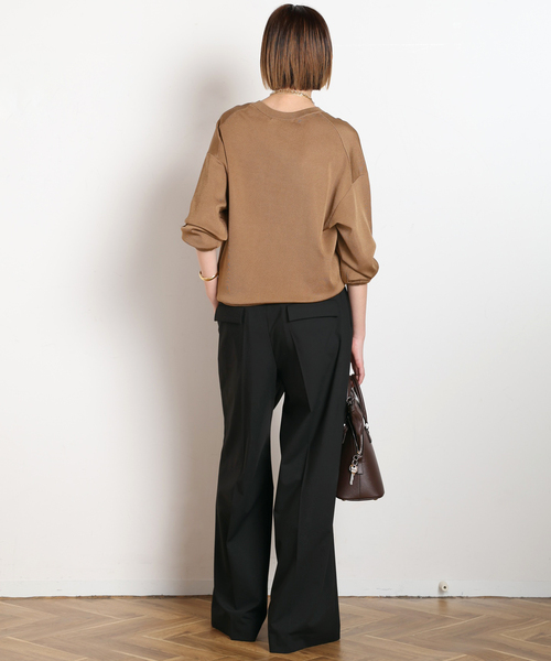 AP STUDIO（エーピーストゥディオ）の「Demure クルーネックニット（ニット/セーター・レディース・ベージュ/キャメル/ブラック・FREE）」の18枚目の写真