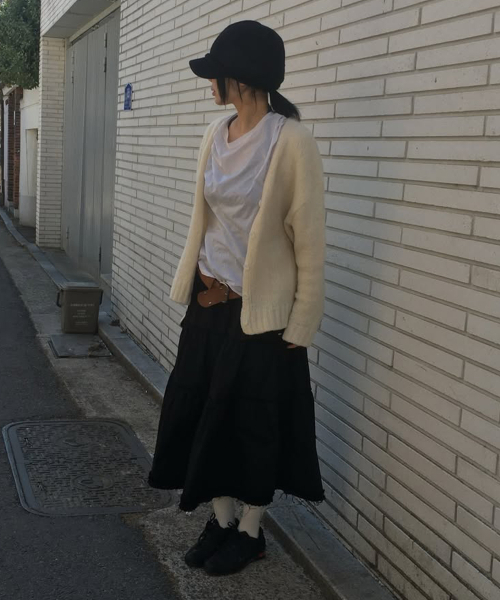 DEARSTALKER（ディアストーカー）の「ESTE SHIRRING TIERED MAXI SKIRT - BLACK（スカート・レディース・その他・FREE）」の5枚目の写真