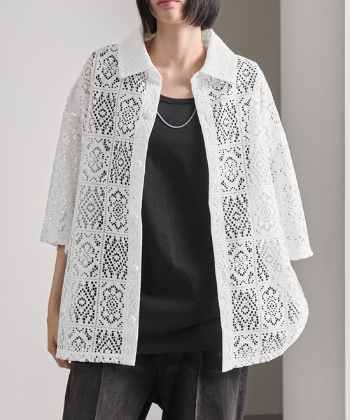 cussil(クシル)の「【cussil/クシル】 ルーズシルエットクロシェレースレギュラーカラー半袖シャツ(シャツ/ブラウス・メンズ・ホワイト/ブラック・L/M/S)」の8枚目の写真