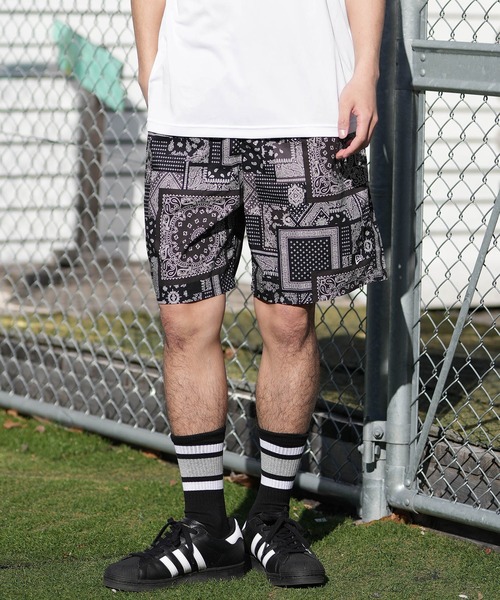 NEW ERA（ニューエラ）の「NEW ERA/ニューエラ ハーフパンツ ショートパンツ イージーショーツ Oriental Paisley セットアップ対応（その他パンツ・メンズ・ブラック/ネイビー・M/L/XL/XXL）」の4枚目の写真
