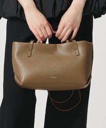 YAHKI（ヤーキ）の「＜YAHKI＞ SHRINK SQE TOTE（ショルダーバッグ）」